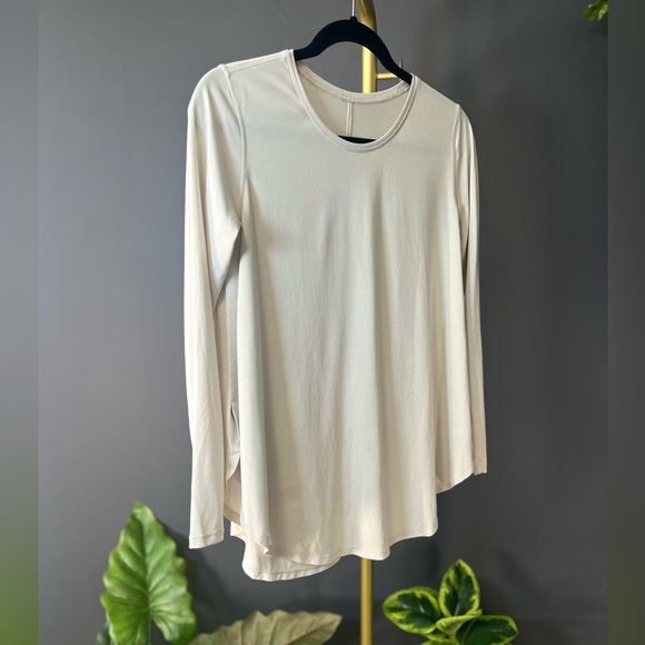 Lululemon - Picture 3 of 15